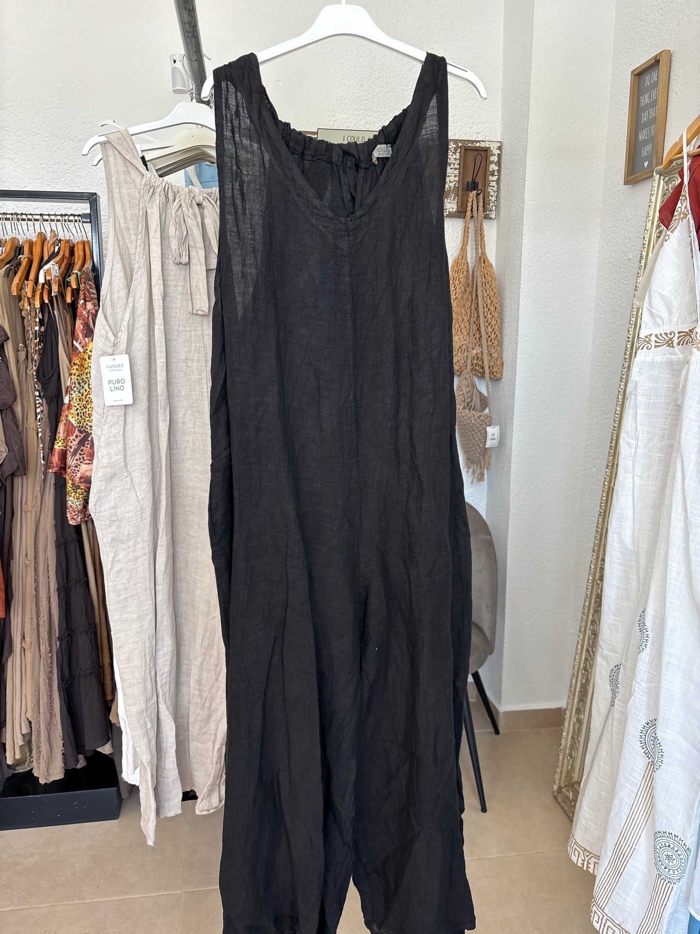Oversized linen mono