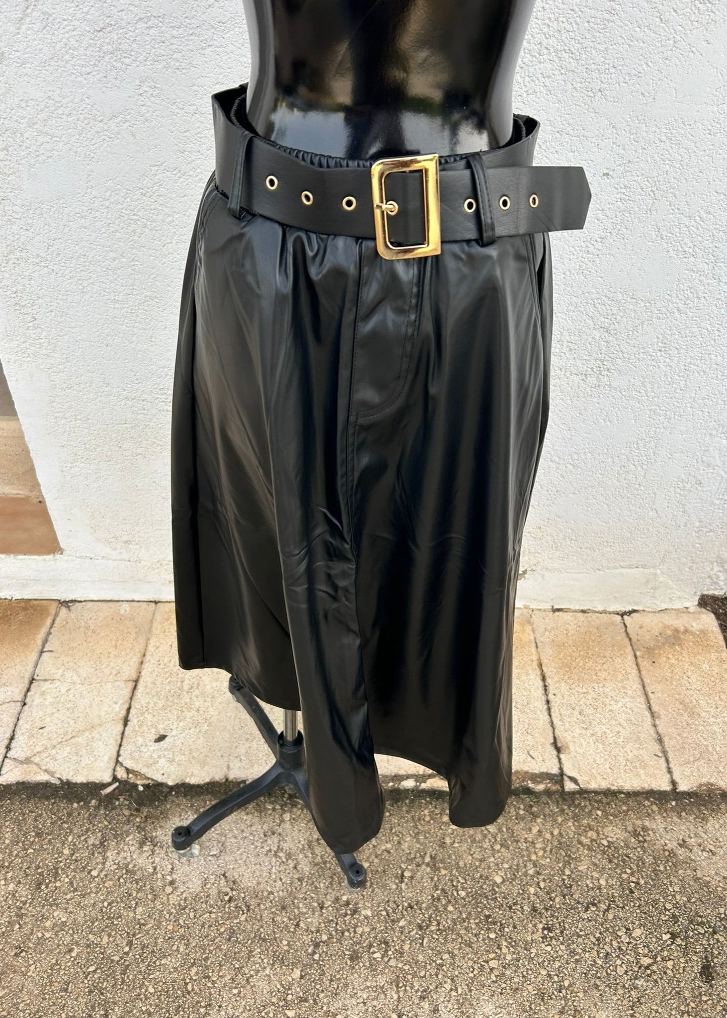 A-Line Poli Piel Skirt