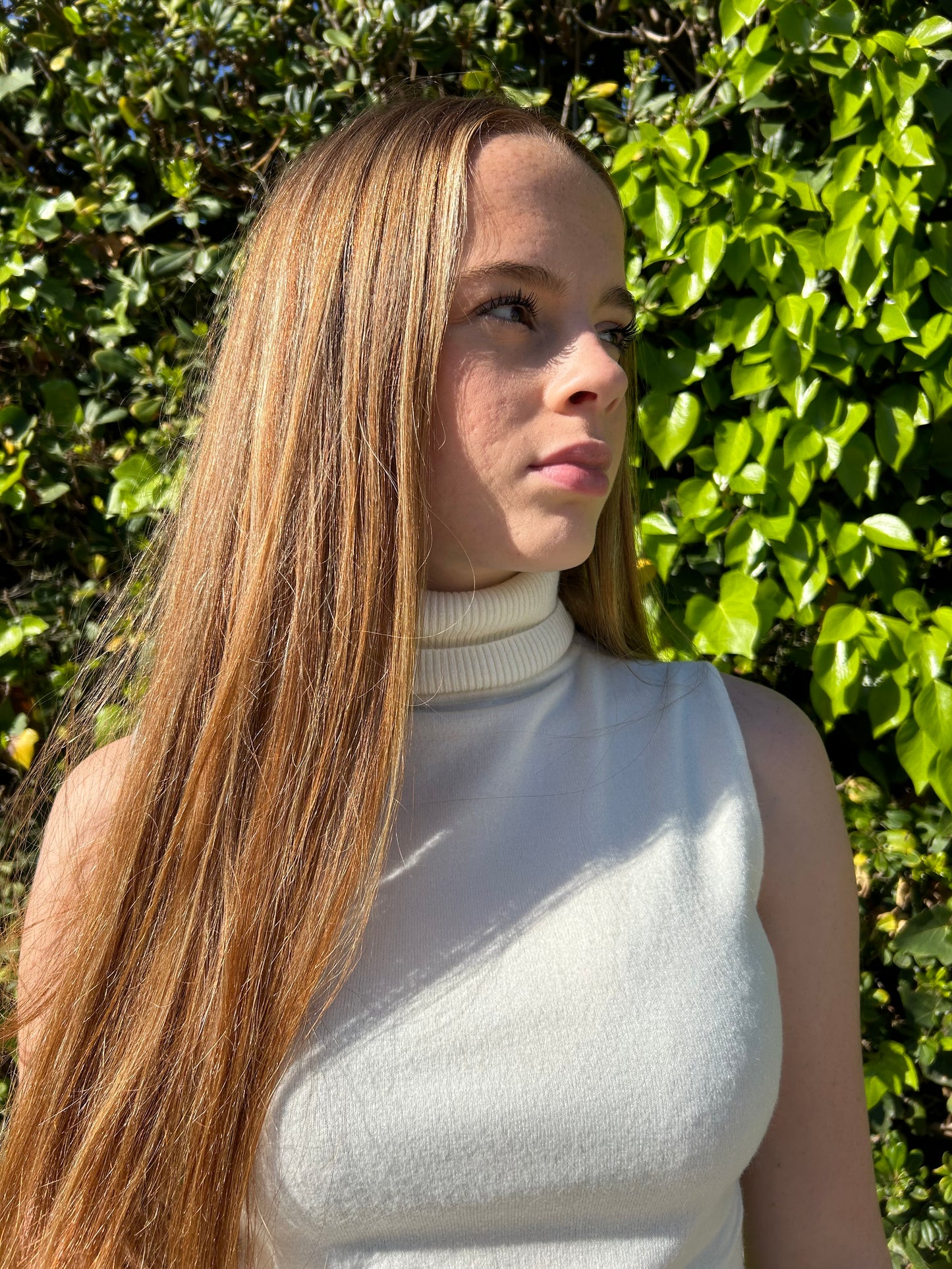 Cozy Sleevless Turtleneck