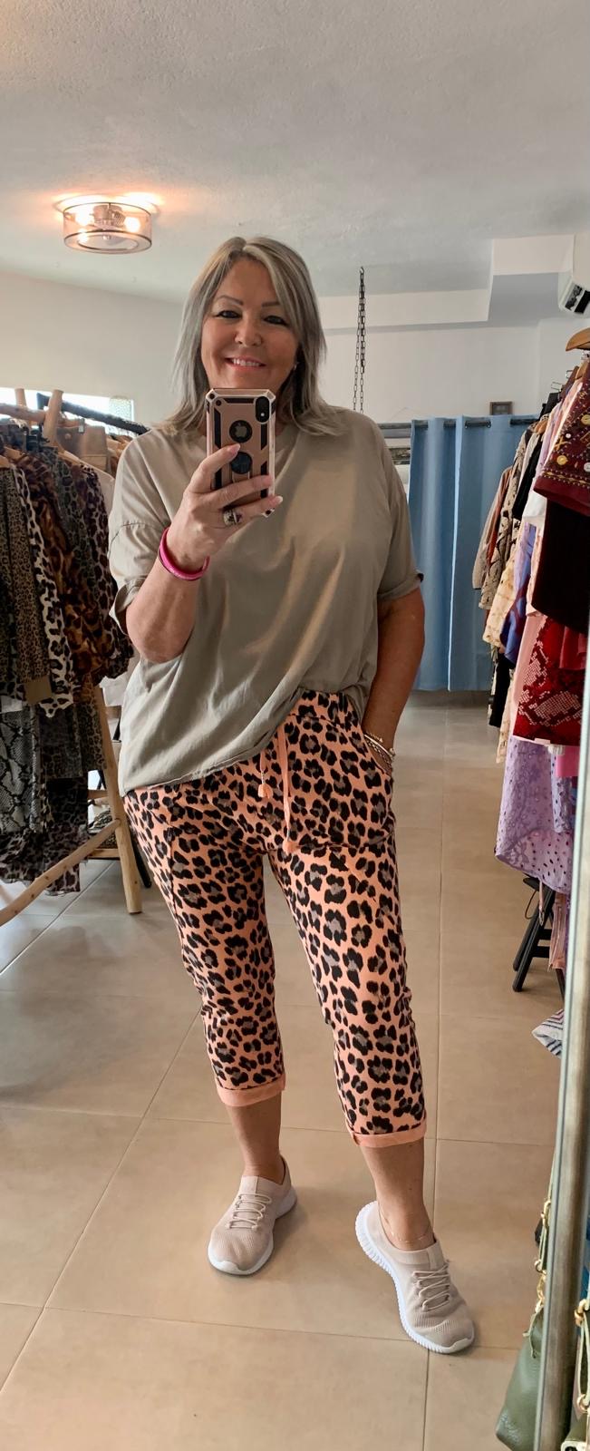 Baggy leopard pants