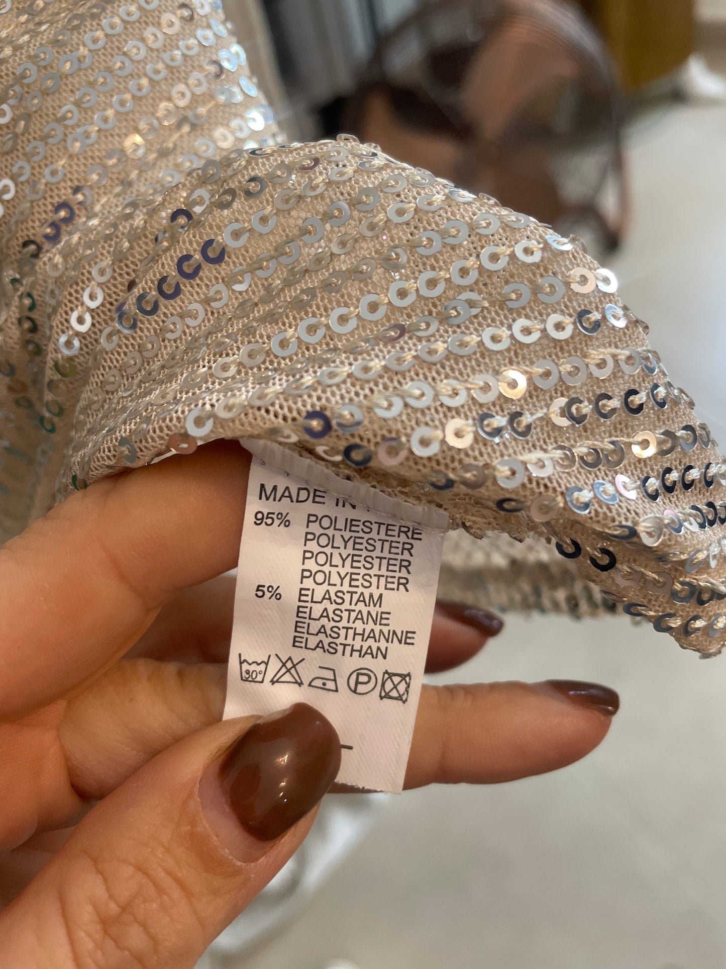 A line sequin skirt