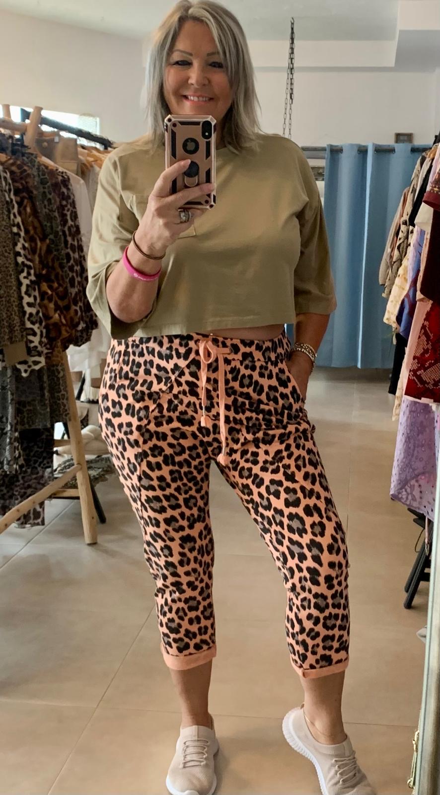 Baggy leopard pants