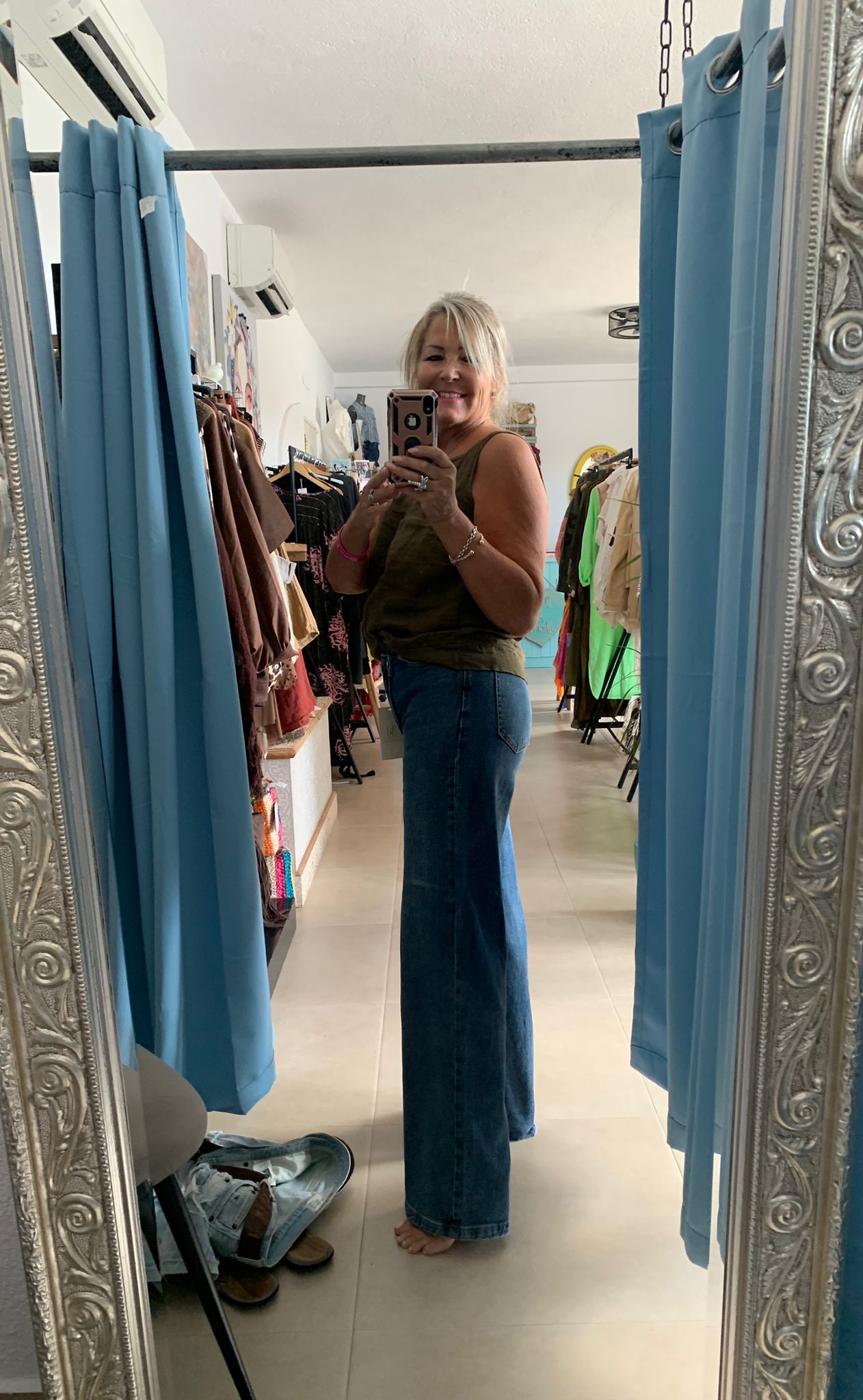 Criss Cross Jeans