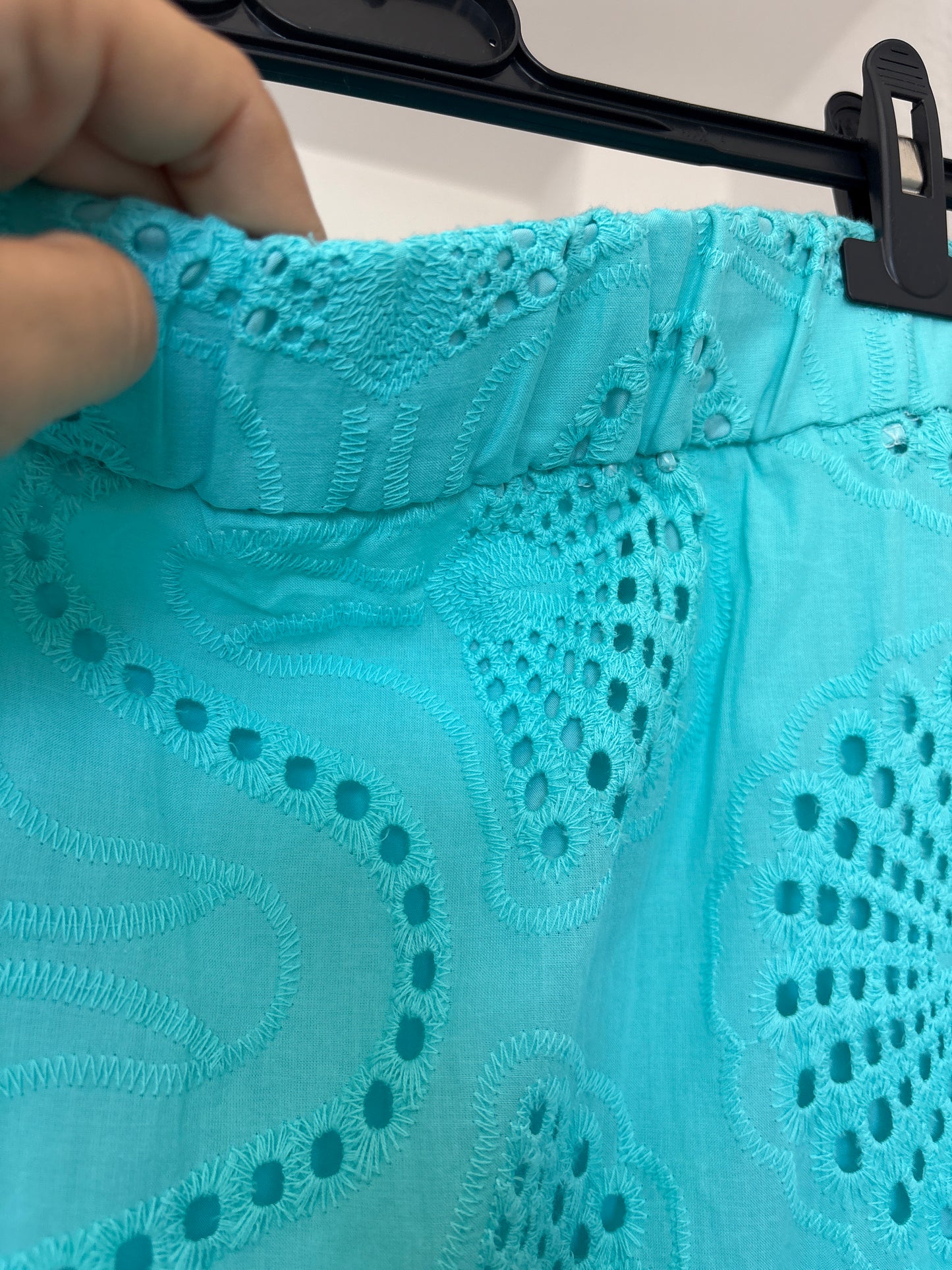 Aqua Broderie Anglaise Co-ord Set – Cropped Top & Slit Maxi Skirt