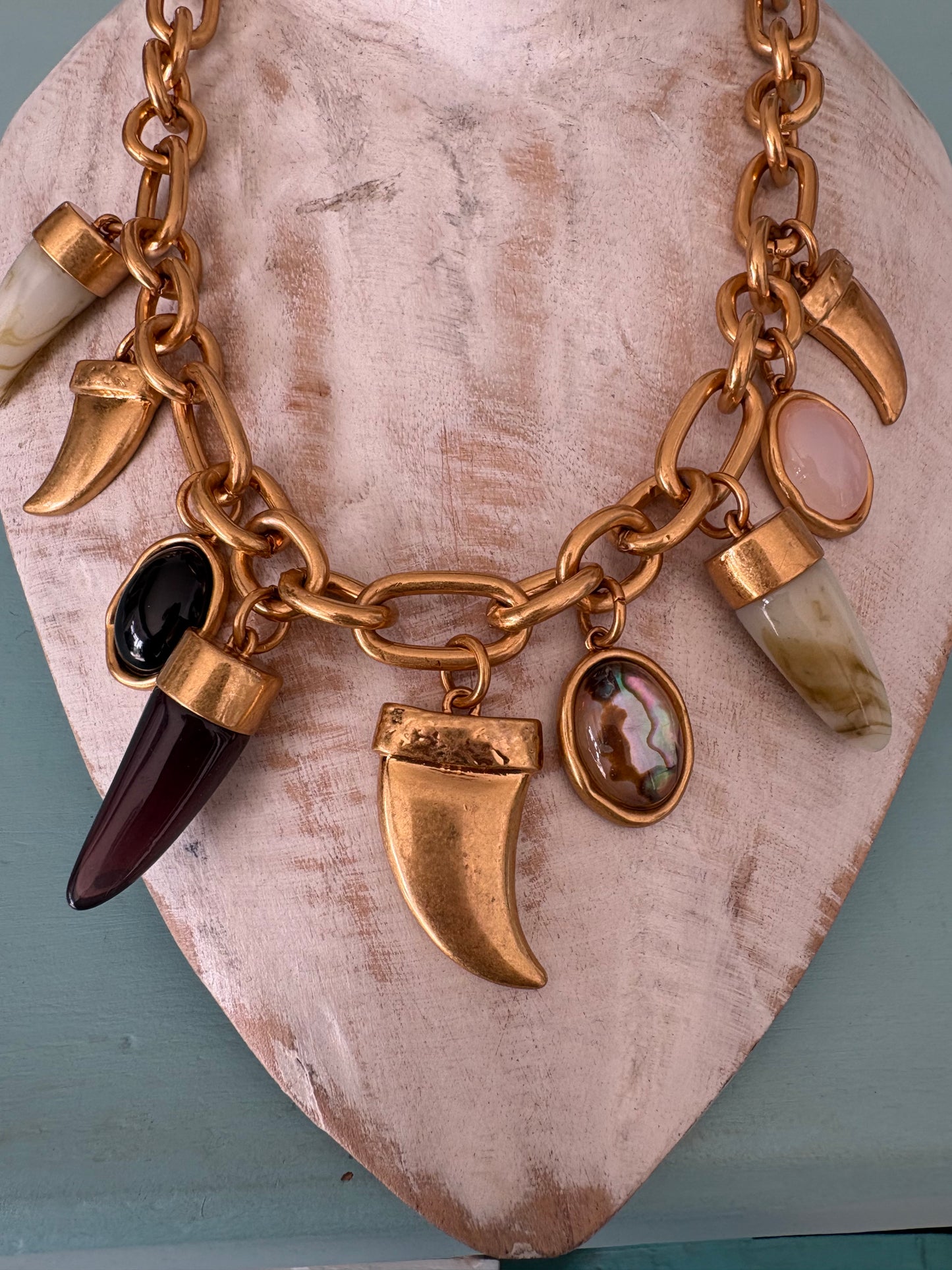 Chunky tusk necklace