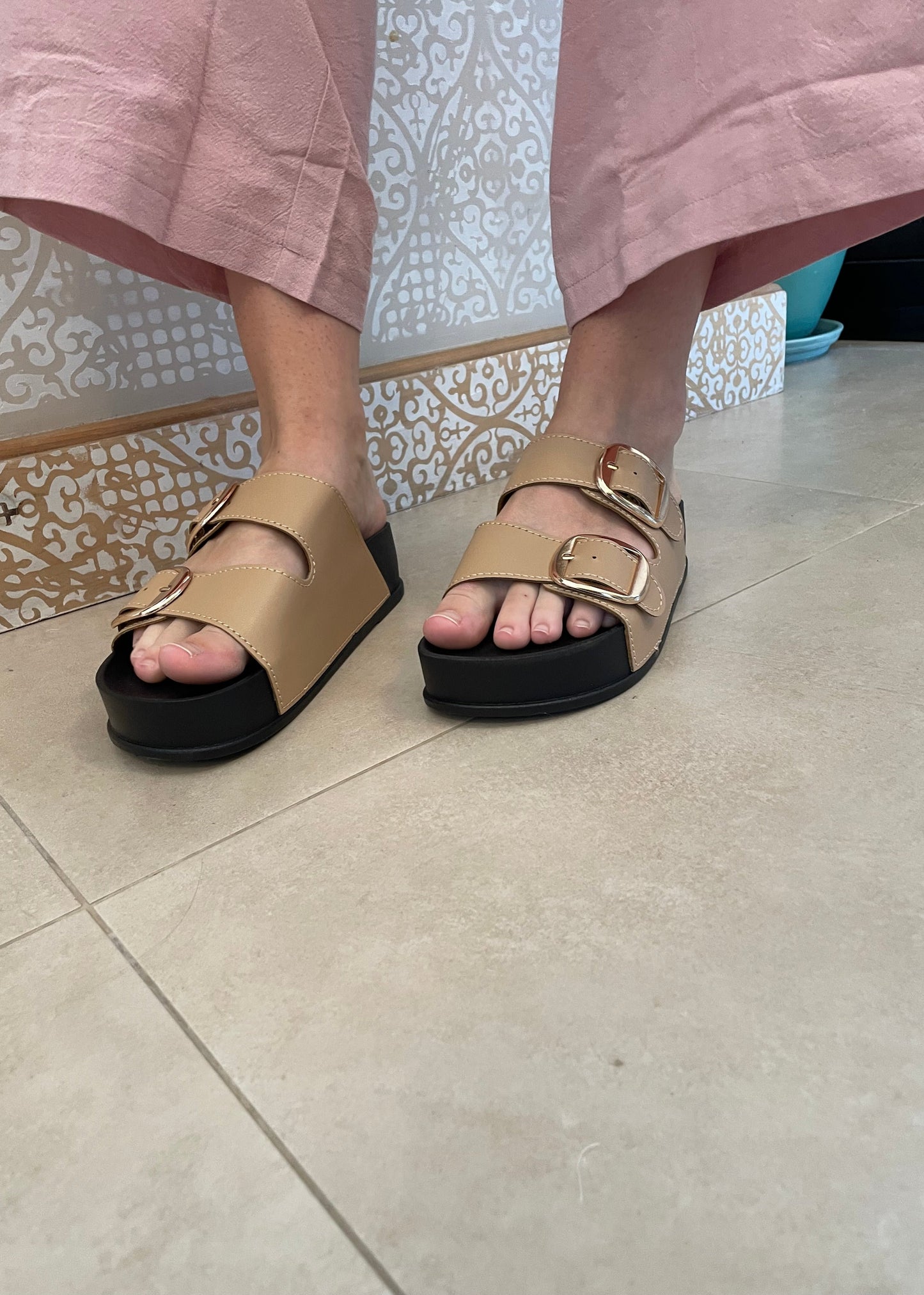 Flatform Sandals