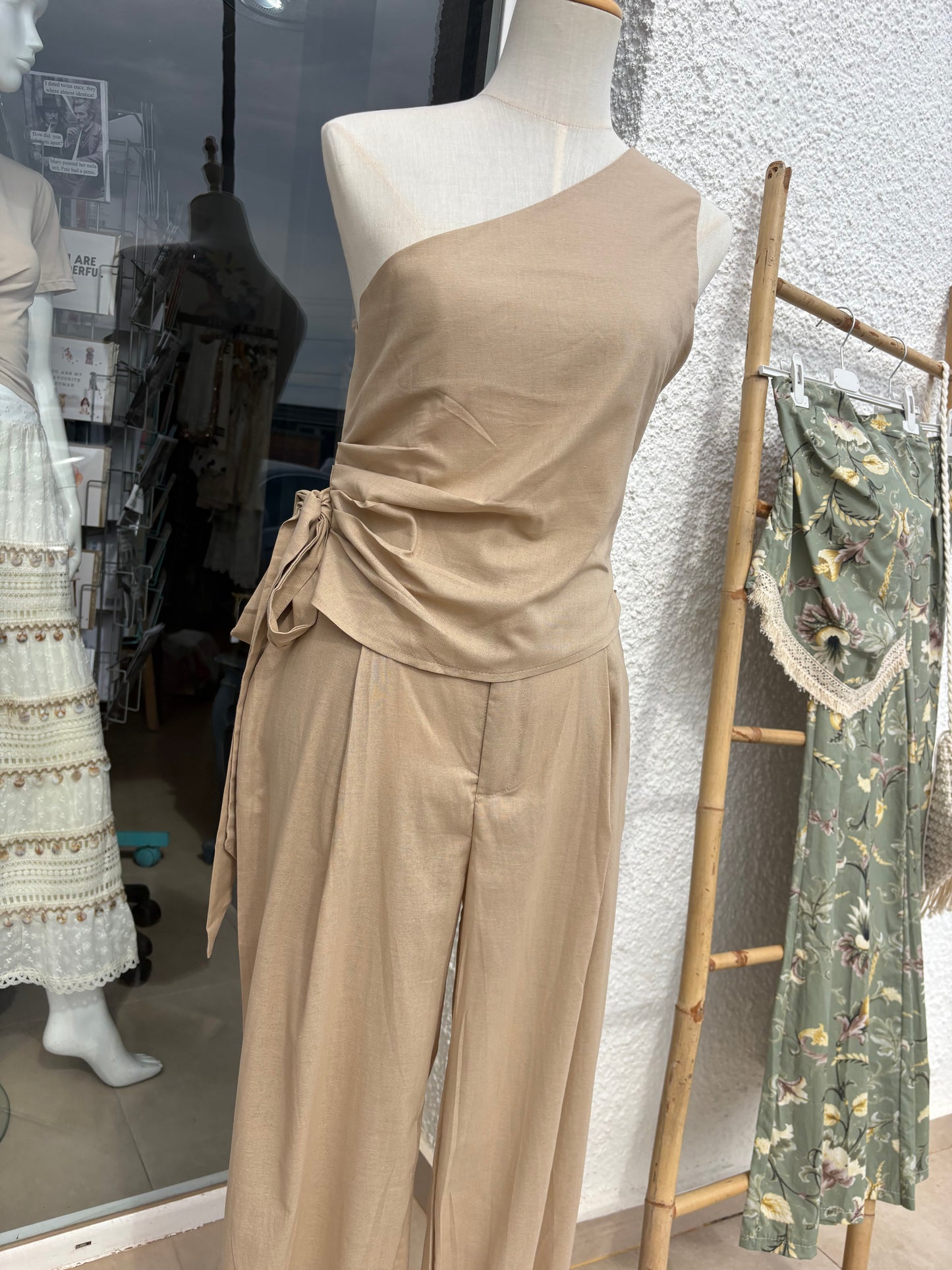 One shoulder 2 piece