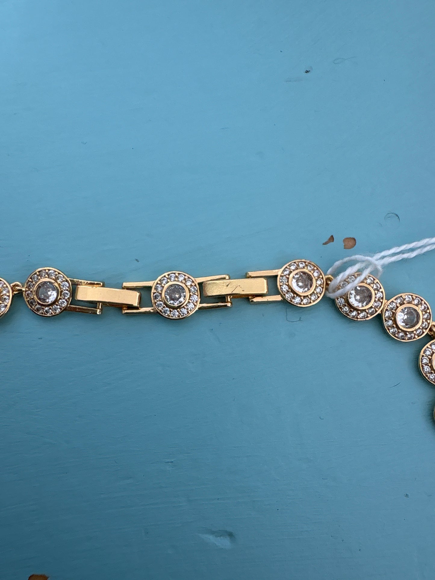 Tennis style necklace