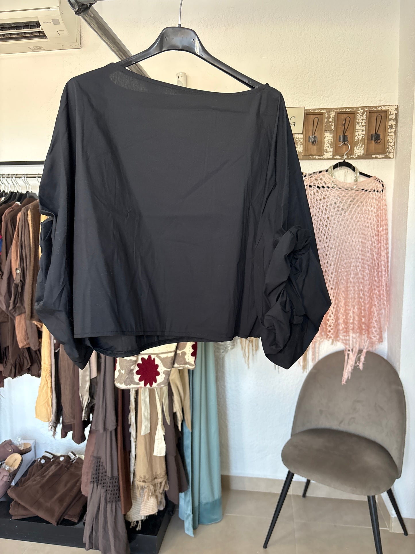 Ballon sleeve blouse