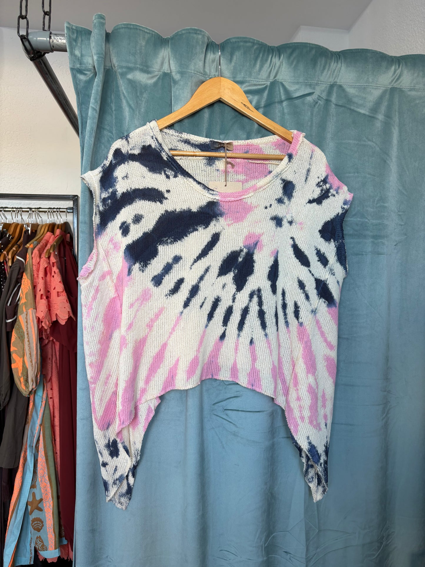Tye die slouchy top