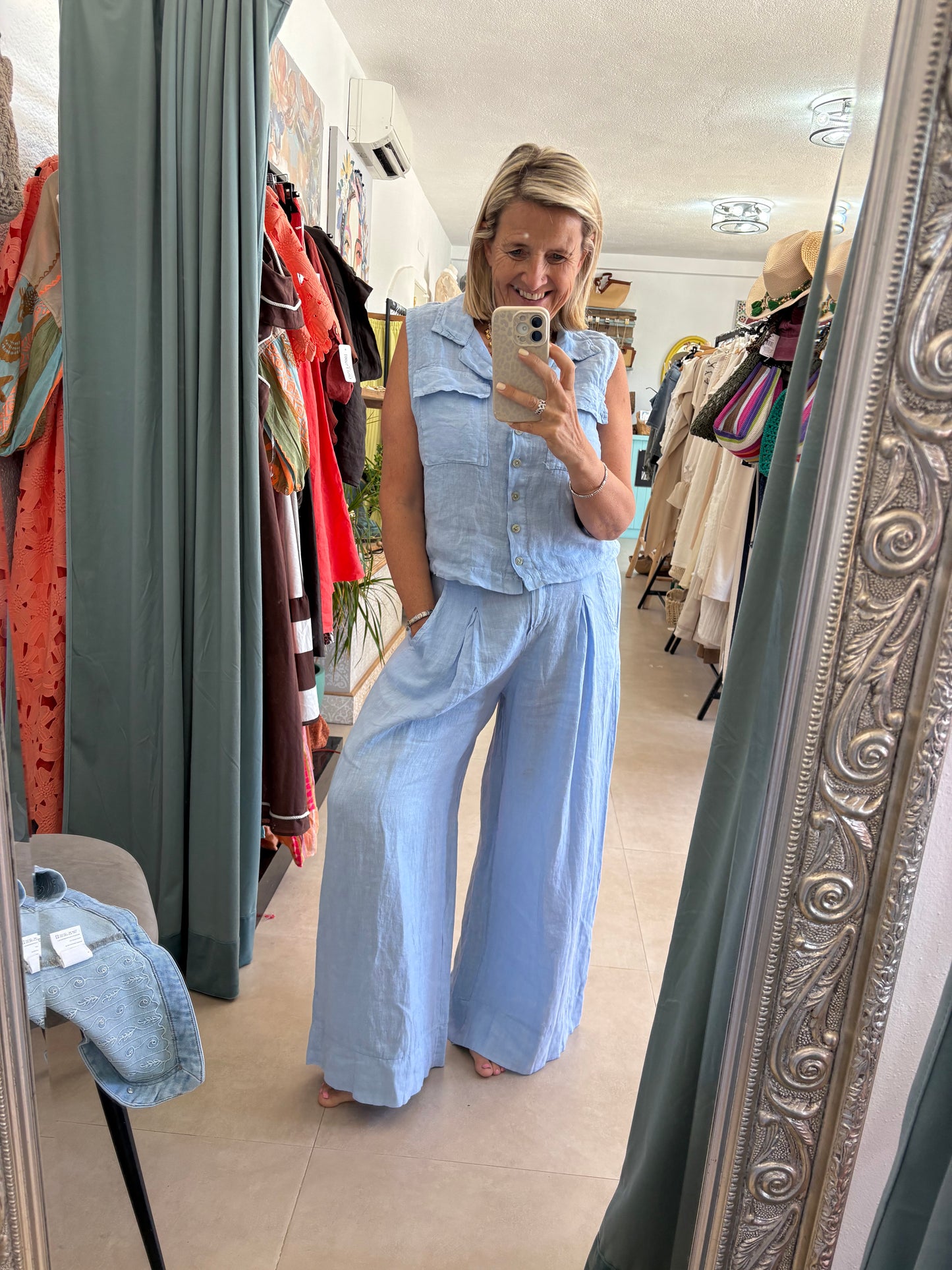 Linen Sleeveless Button-Up Blouse