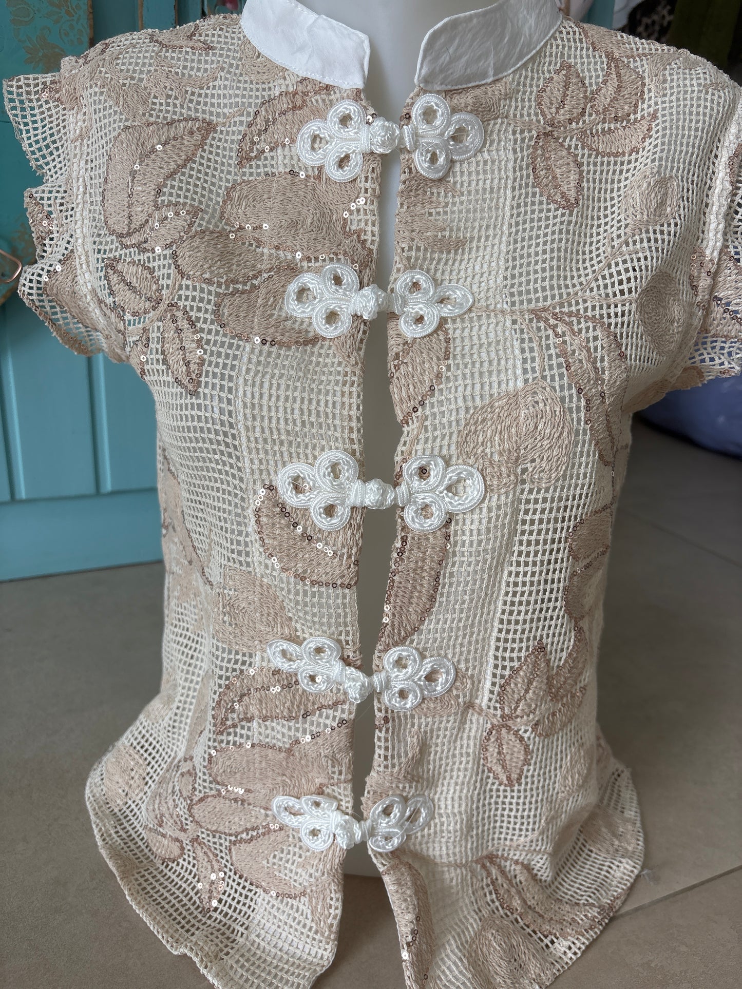 Embroidered Floral Mesh Mandarin Collar Vest