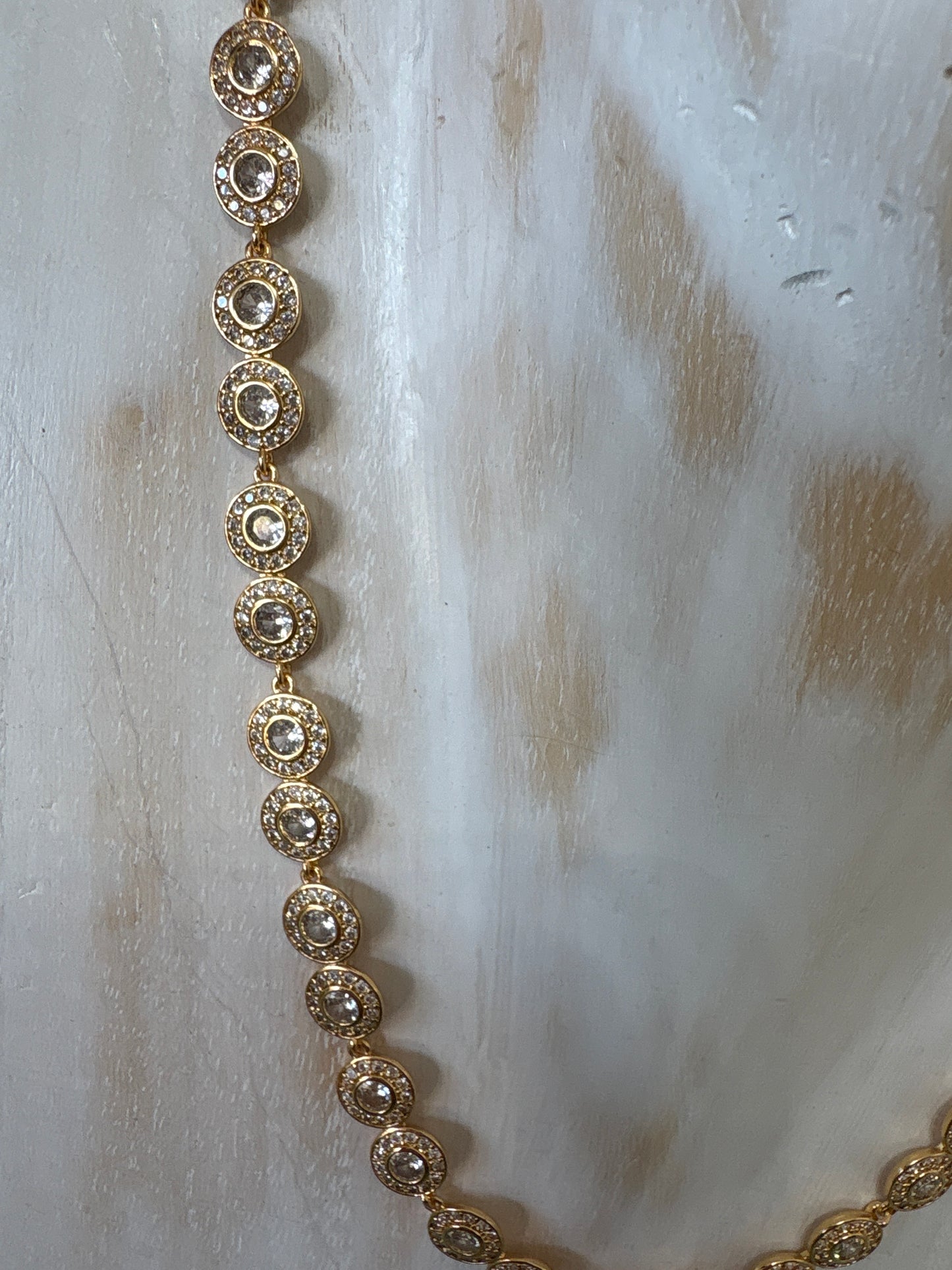 Tennis style necklace