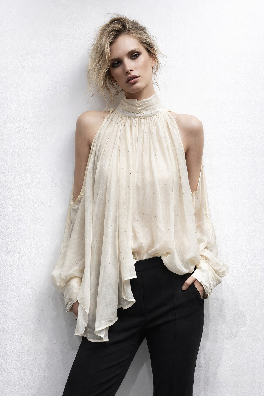 Shoulder shimmer blouse