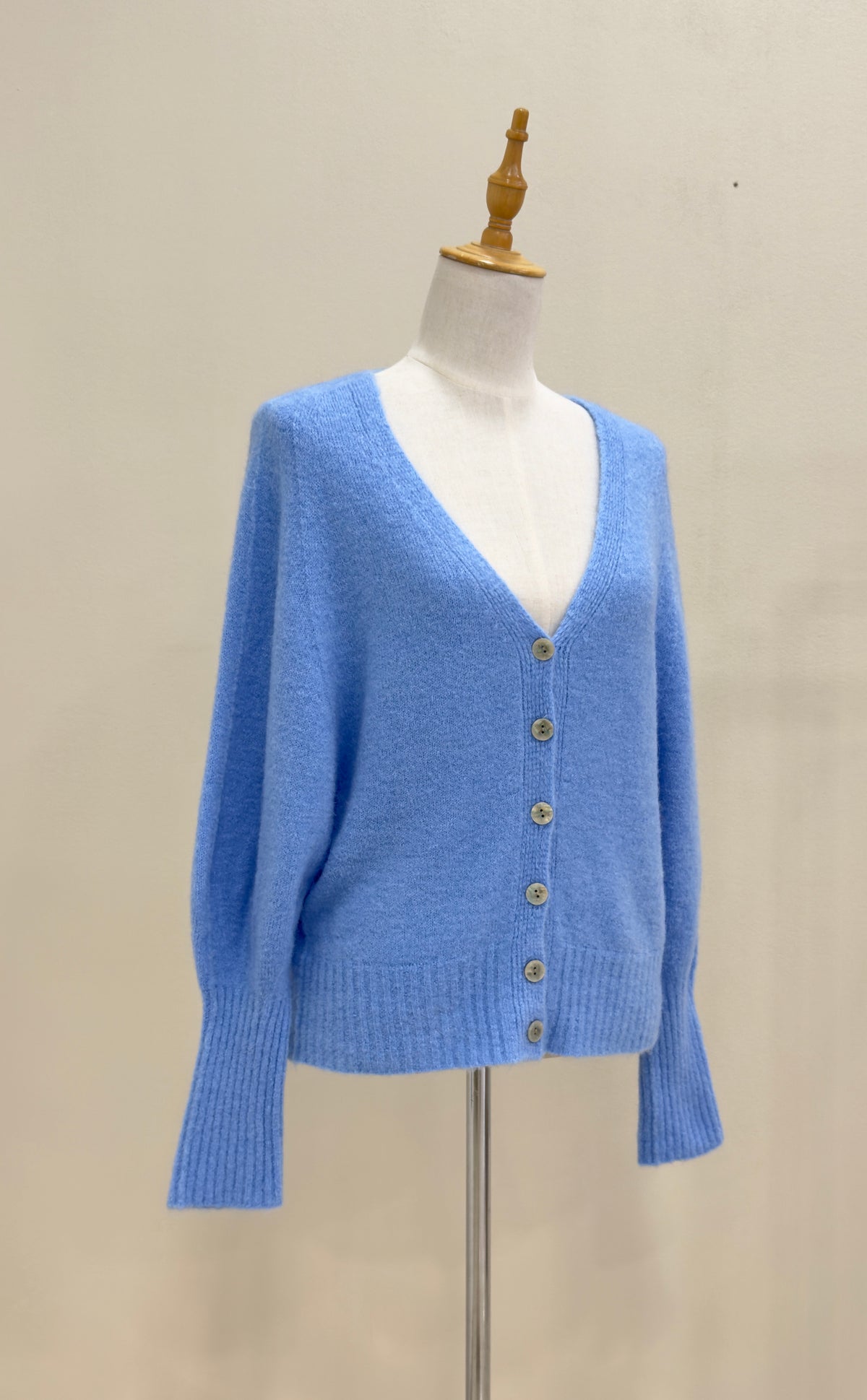 Relaxed v neck cardigan- Alapaca Blend