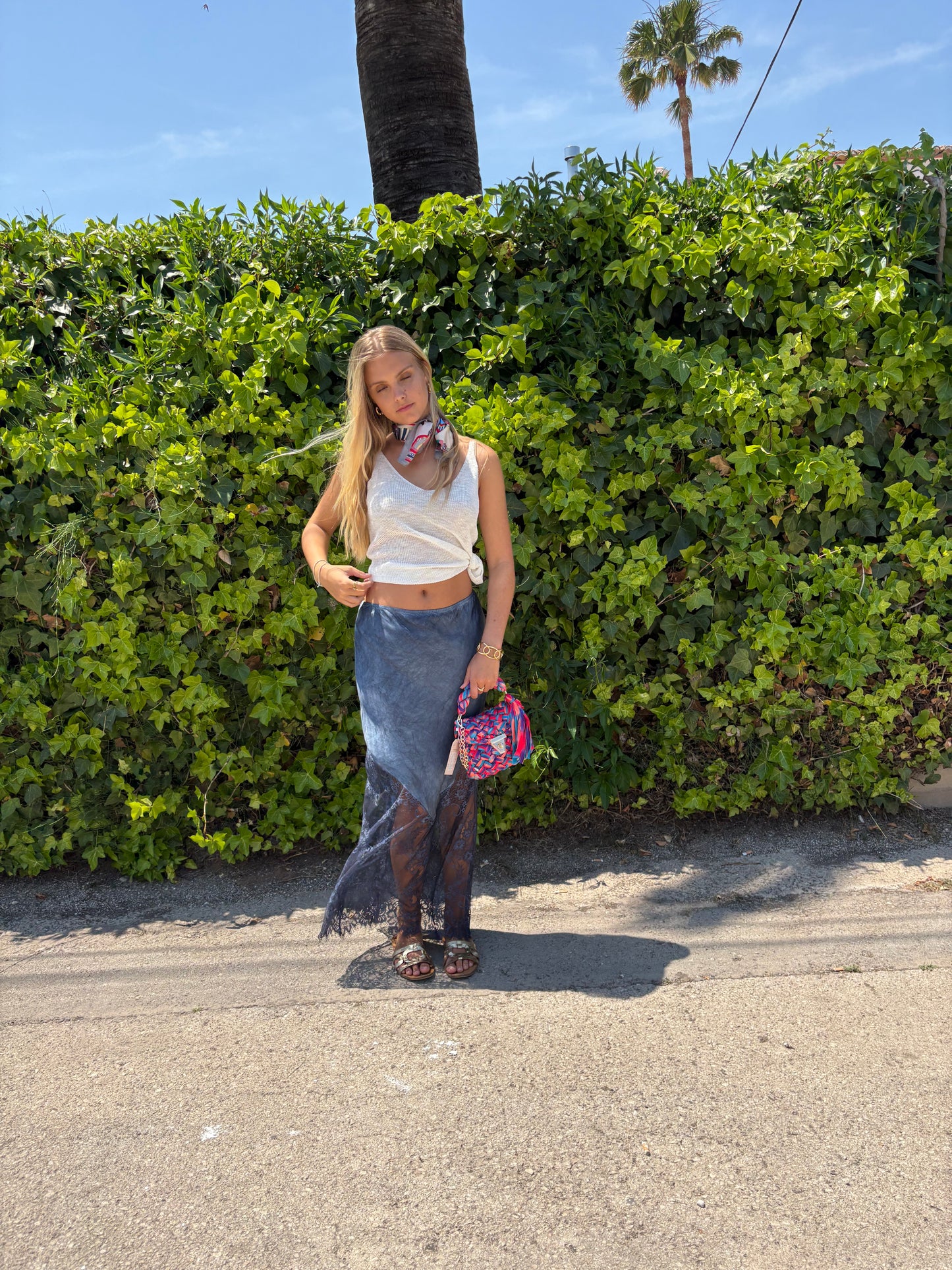 Lace hem maxi skirt