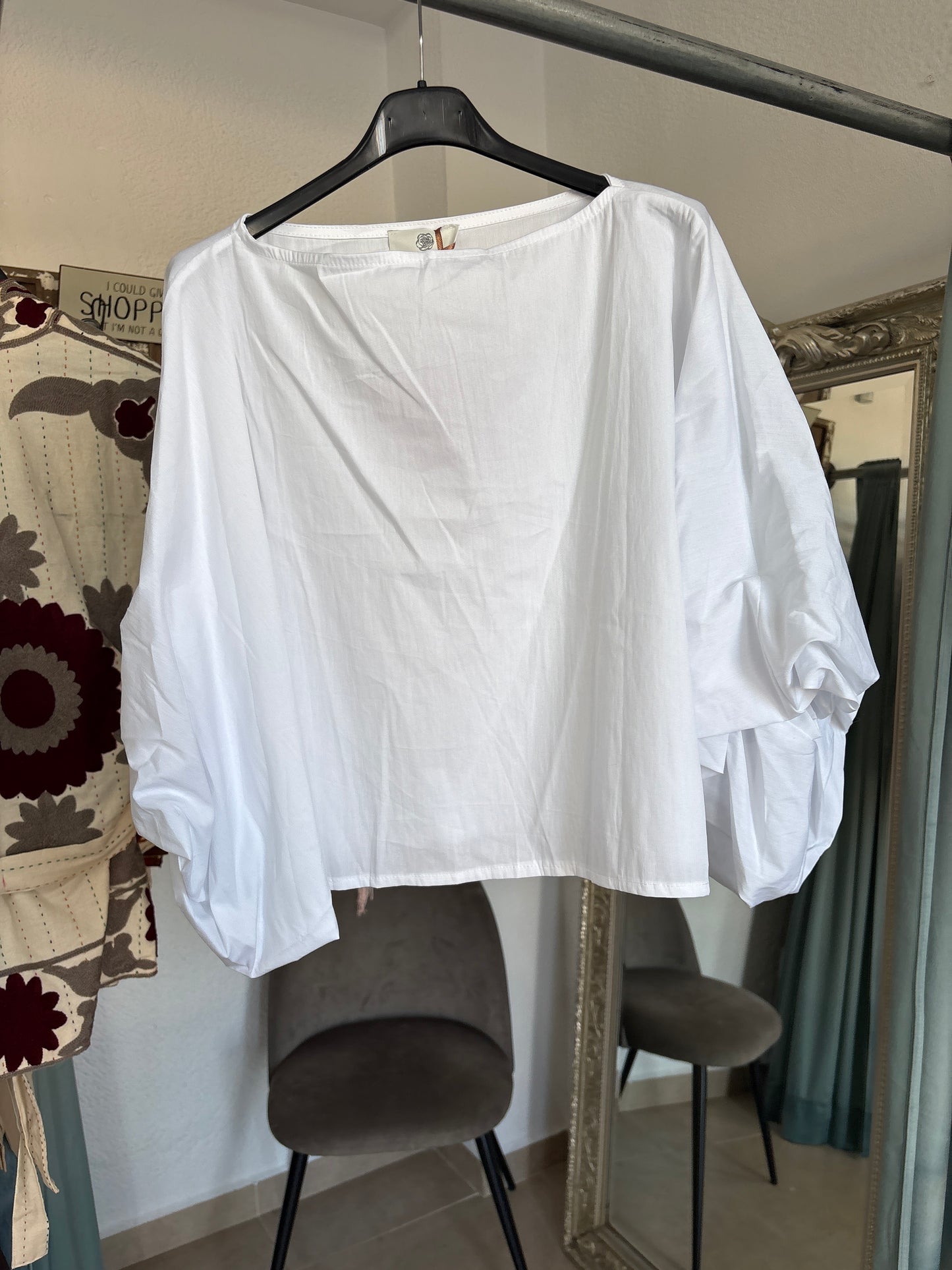 Ballon sleeve blouse