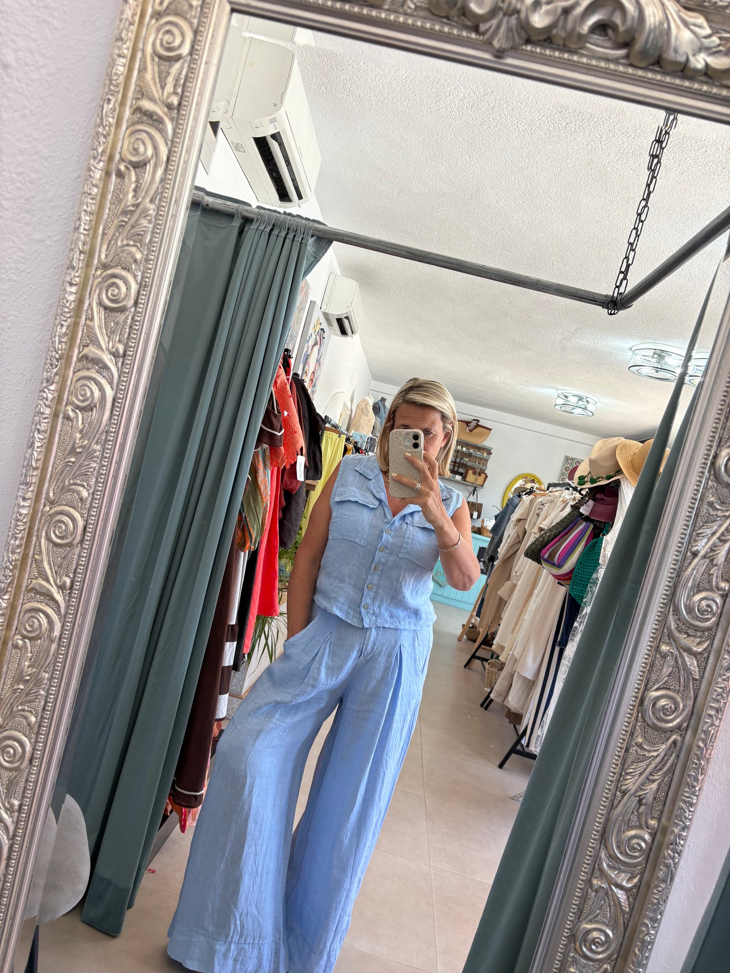 Linen Sleeveless Button-Up Blouse