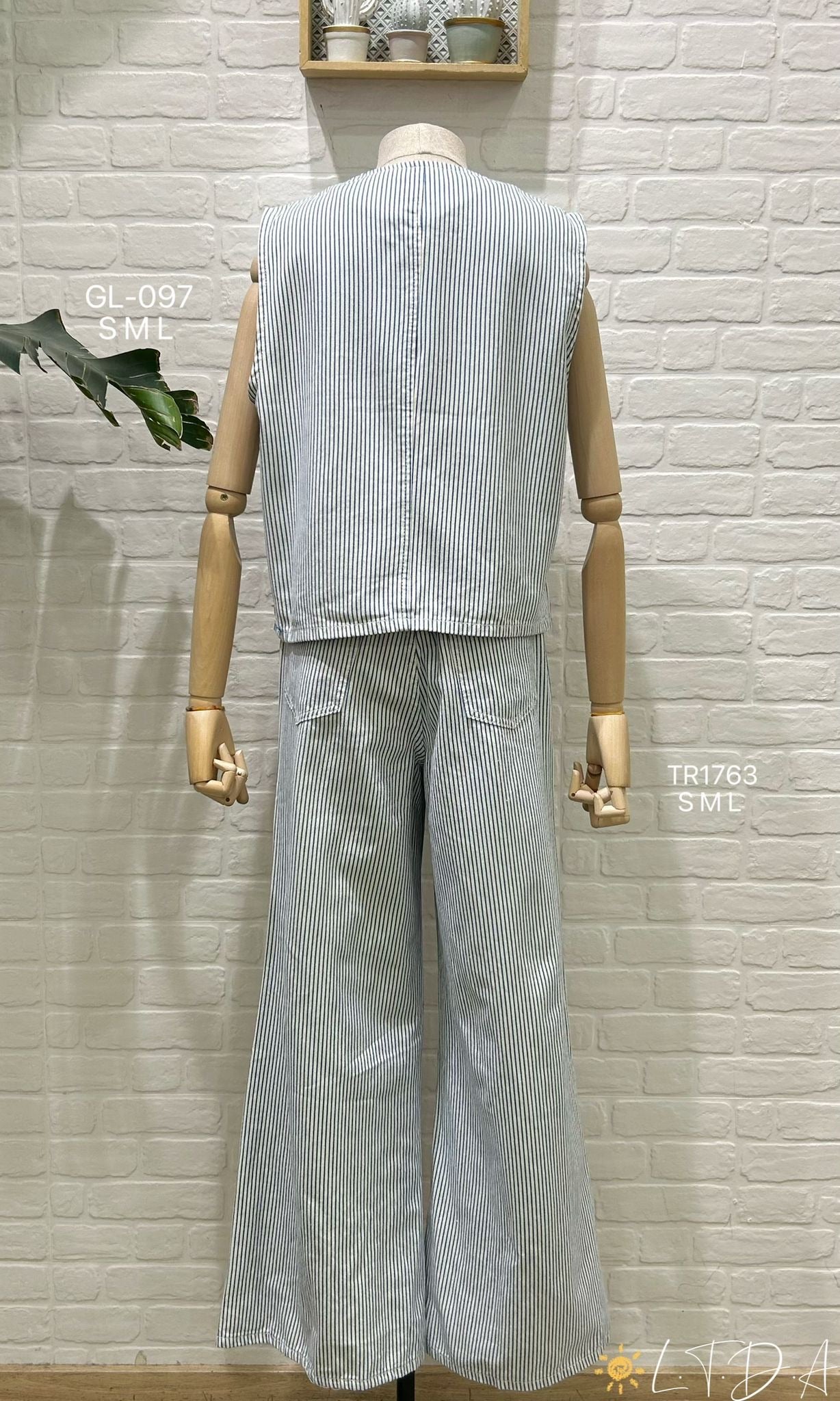 Cross over waistcoat