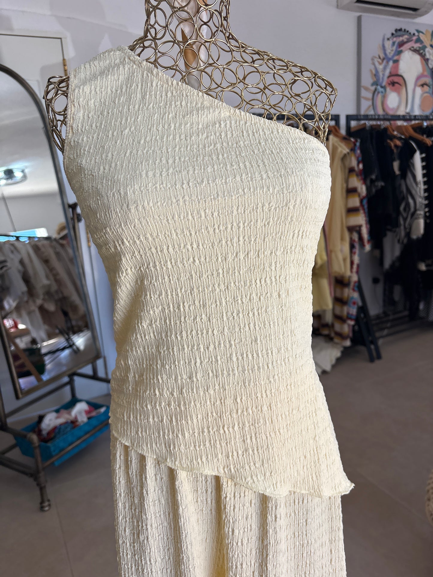 One shoulder Assymetrical top