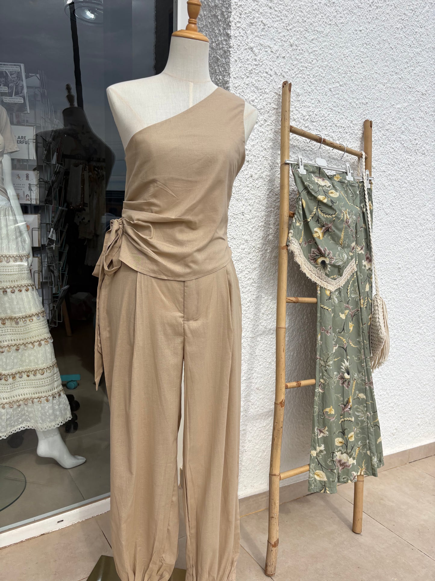 One shoulder 2 piece
