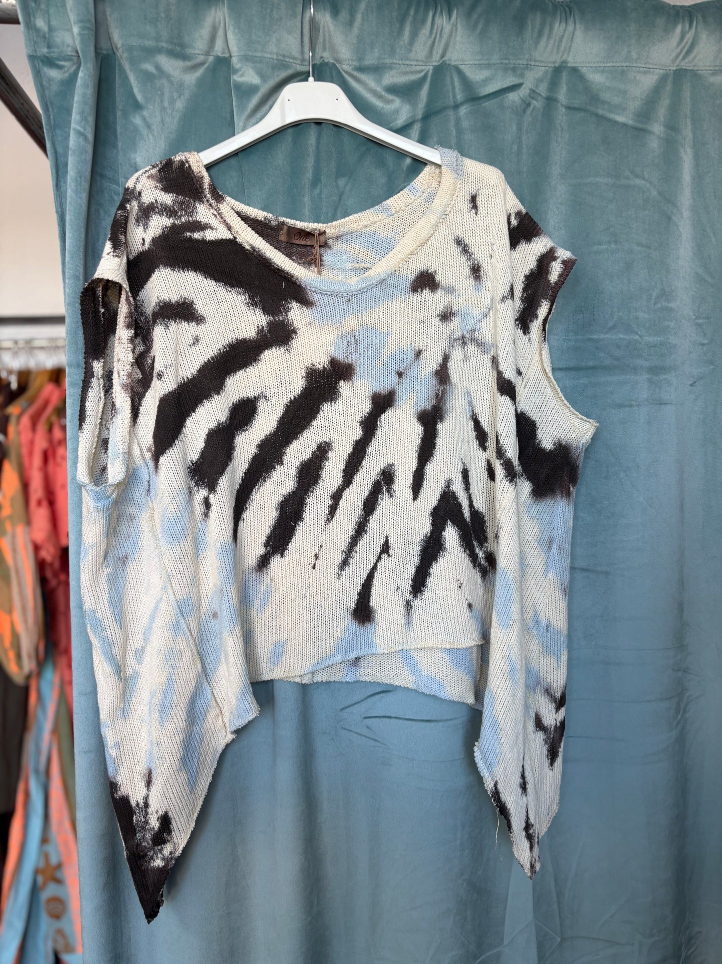 Tye die slouchy top