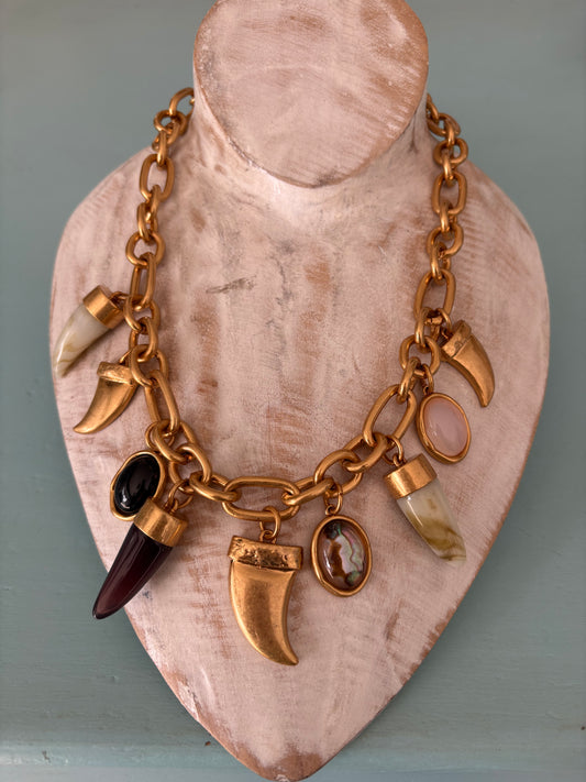 Chunky tusk necklace