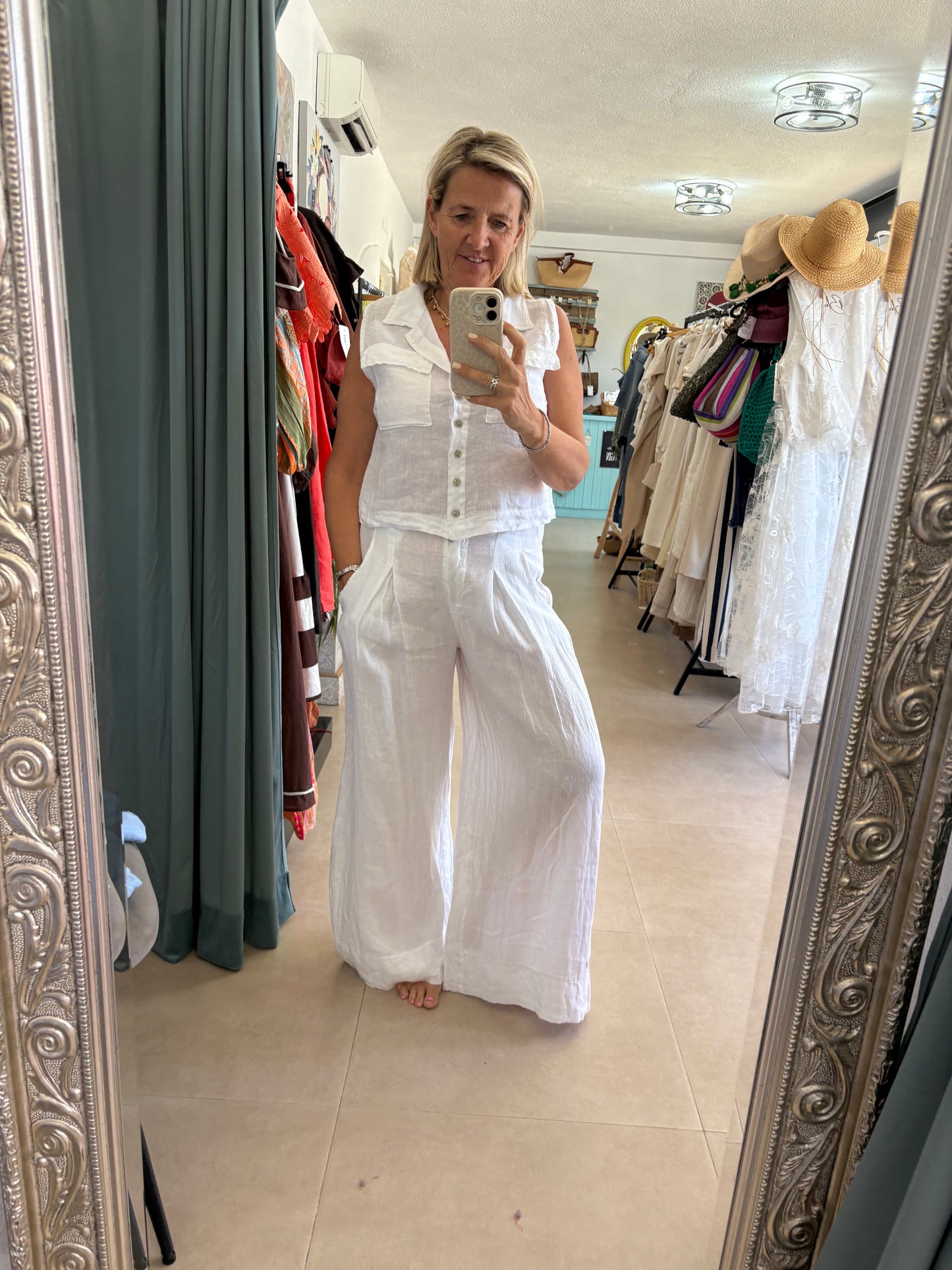 Linen Sleeveless Button-Up Blouse
