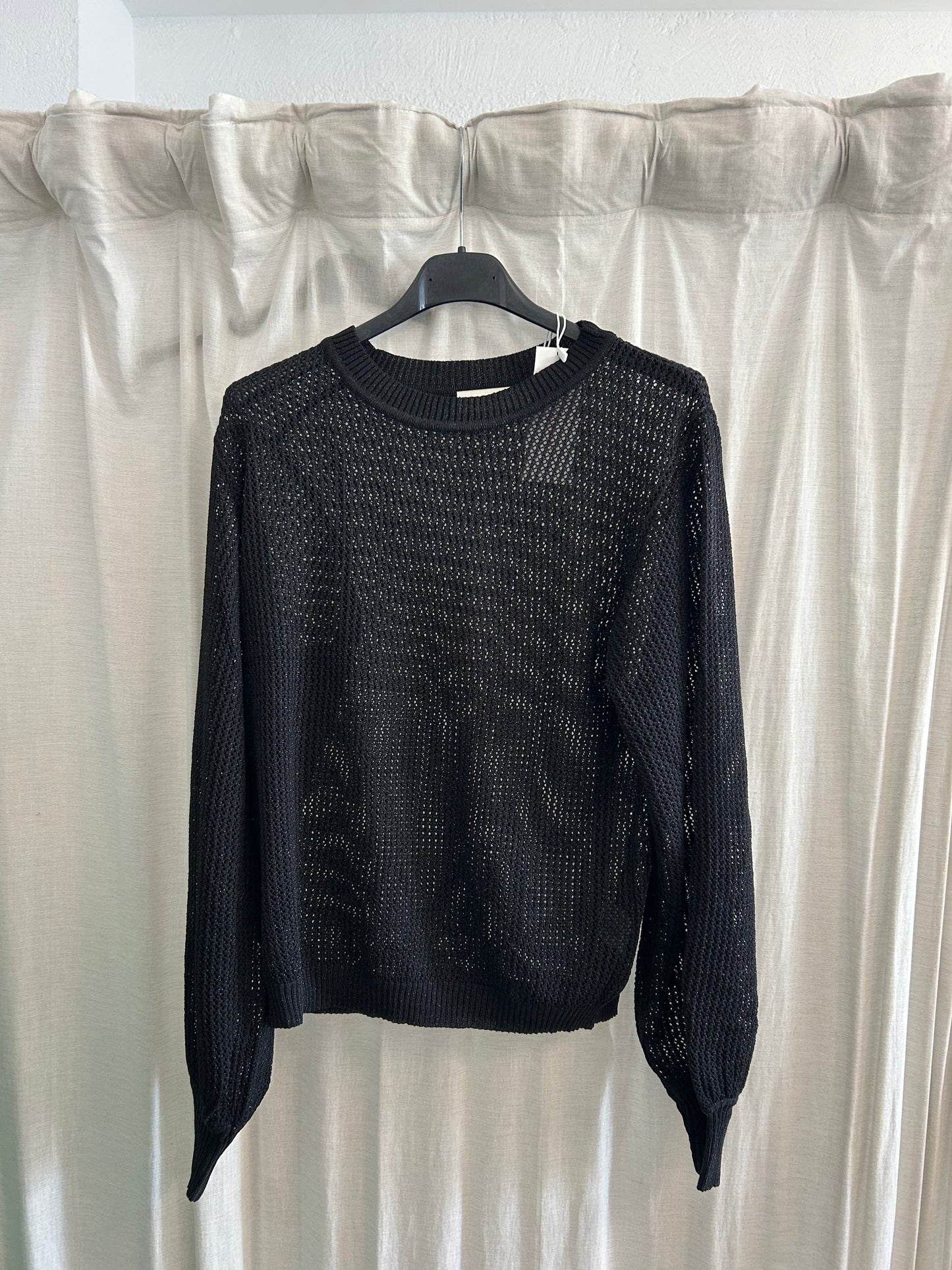 Lightweight Knit