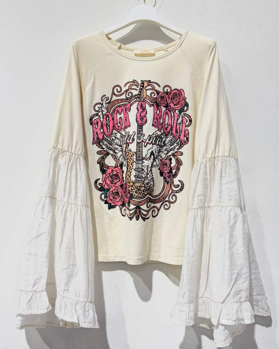 It’s all about rock, roll and sleeves